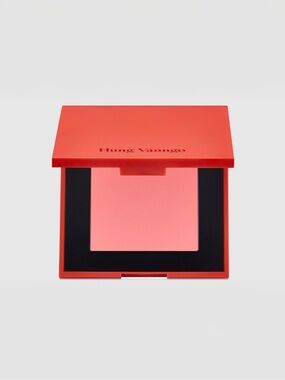 HUNG VANNGO Very Beautiful Velvet Blush In Second Language